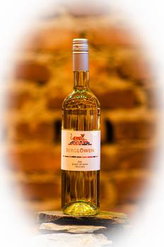 2022 BERGLÖWEN Blanc de Noir trocken (AWC VIENNA GOLD)